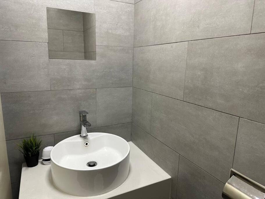 Arte/4pax/petfriendly/netflixytb Pangsapuri Kuala Lumpur